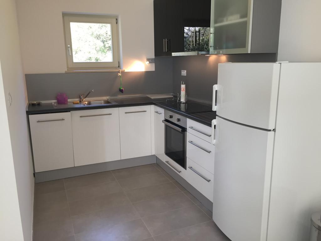 Gavza Sky View Apartment Cres Zewnętrze zdjęcie