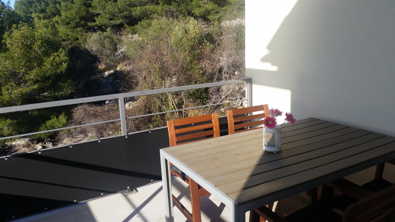 Gavza Sky View Apartment Cres Zewnętrze zdjęcie
